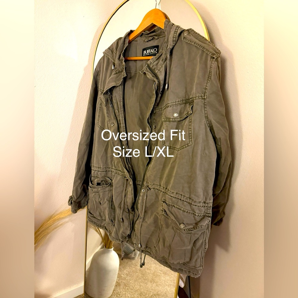 Women’s Utility Jacket Size L/XL